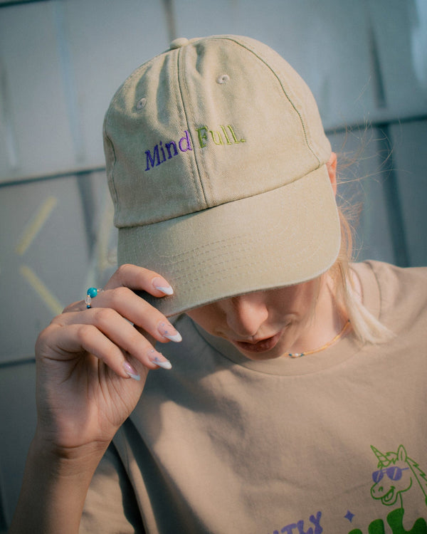 MIND FULL hímzett baseball sapka | VATES X ÉNTERVEZŐ MIND FULL hímzett baseball sapka | VATES X ÉNTERVEZŐ vates_muveszet_irodalom_ruhazati_marka