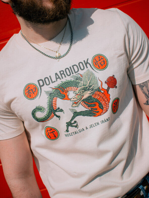 Polaroidok Póló | Simon Márton X Vates