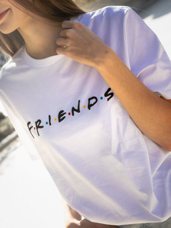 Friends Embléma Póló | Jóbarátok Kollekció
